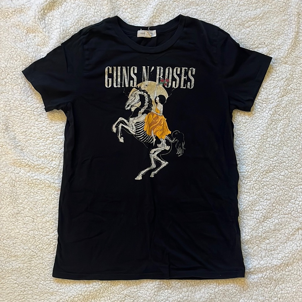 Treasure & Bond | Guns & Roses | Band Graphic Tee